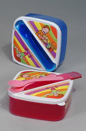 LUNCHERA INFANTIL CON CUBIERTOS